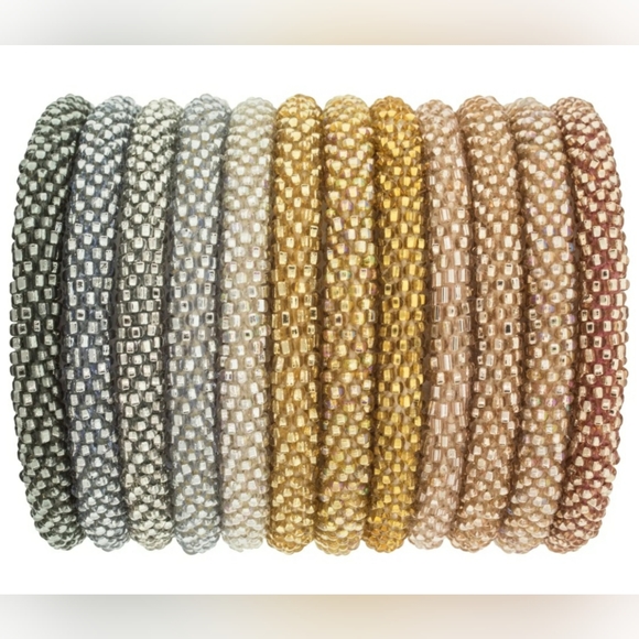 CHIC HAPPENS -Original Roll-On® Bracelets, 7" round, made in Nepal #2 (3 pieces) - Picture 2 of 8